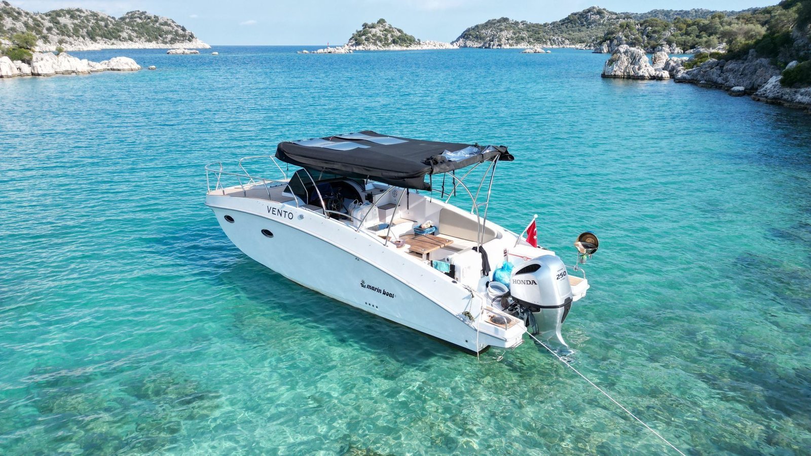 Denizin Yeni Yıldızı: Marinboat Vento-850 ile Farkı Hissedin